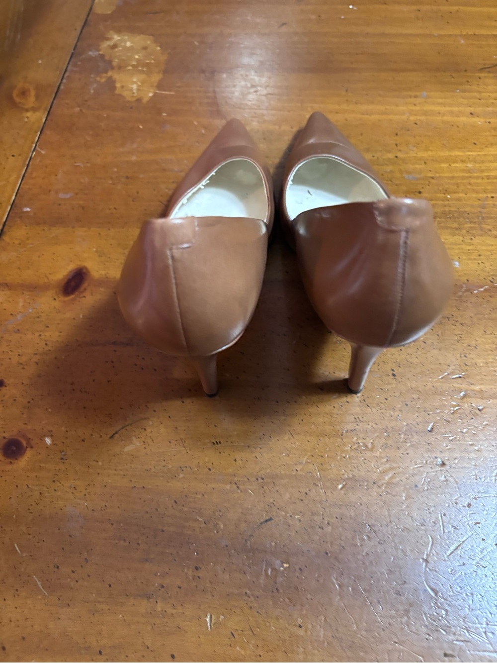 Ralph Lauren Tan Leather Pointed-Toe Pumps - Picture 7 of 11
